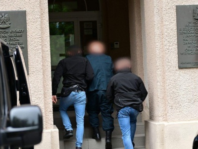 Afera korupcyjna w transporcie drogowym. Inspektor brał łapówki od ukraińskich kierowców [ZDJĘCIA]