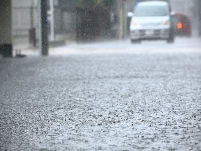 Miasta mogą dostać środki na gospodarowanie wodami opadowymi. W grze 500 mln zł