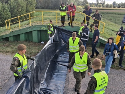 Ewakuacja szkoły, budowa przesłony. Ćwiczenia „Wysoka Fala 25