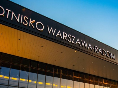 Loty z Okęcia przeniesione do Radomia? Polskie Porty Lotnicze chcą promować radomskie lotnisko