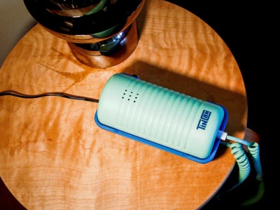 Startup zebrał 3,5 mln dolarów, stawia na telefony stacjonarne