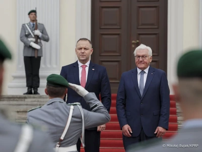Niemiecka prasa bezpardonowo o Nawrockim. „Obsłużył antyniemieckie nastroje”
