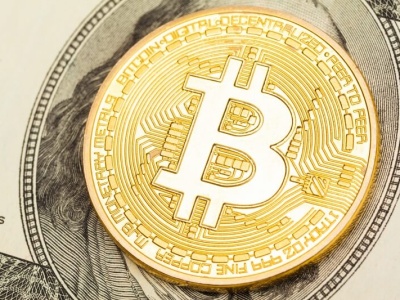 Cisza przed burzą? Traderzy kupują Bitcoina mimo ostrzeżeń z rynku opcji