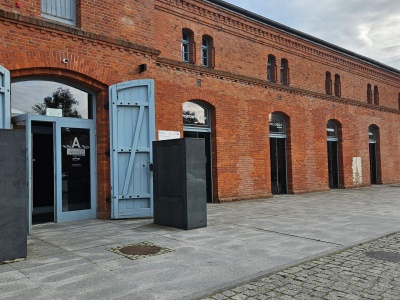 Znana firma z Olsztyna przejęta przez giganta handlowego. Czy wielomilionowa transakcja została sfinalizowana?