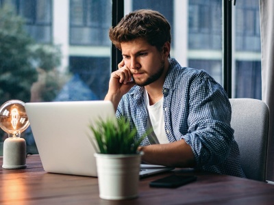 Bezrobocie w Szwecji utrzymuje się na poziomie 8,7%: rynek pracy bez przełomu