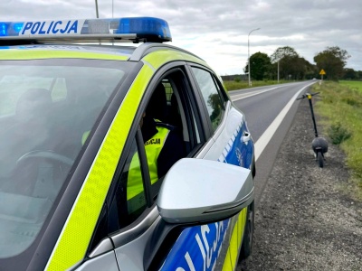 Hulajnogą elektryczną po drodze krajowej