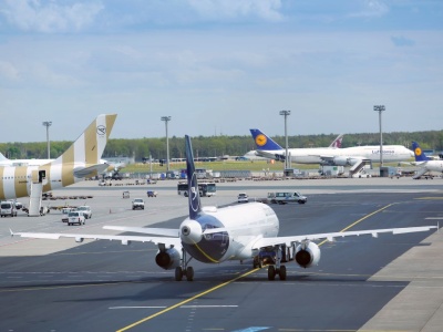 Frankfurt: Sierpień pod znakiem wzrostów. Królują... Czechy i Norwegia!