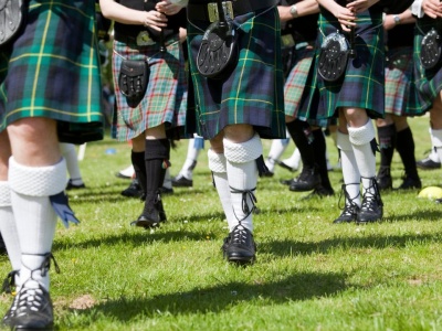 Highland Games – szkockie tradycje i igrzyska, które musisz zobaczyć