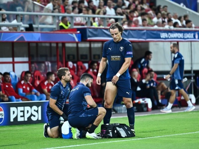 Wrócił do Ligi Mistrzów po ośmiu latach. Boisko opuścił z kontuzją