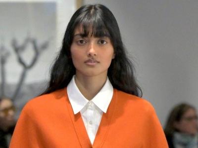 Kiedyś był uznawany za brzydki, dziś jest mega trendem. Kolor pomarańczowy rządzi tej jesieni