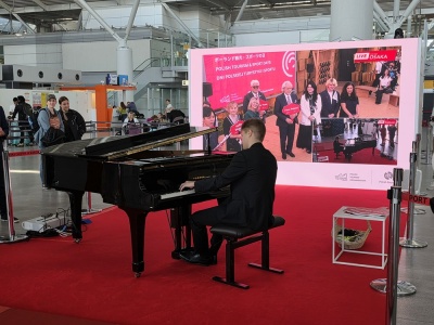 Warszawa bliżej Osaki na Lotnisku Chopina