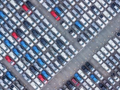 6 miesięcy po darowiźnie auta idzie do piachu. Rząd zmienia popularny sposób unikania podatku