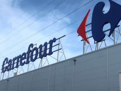 Carrefour chce sprzedać swój biznes w Polsce.