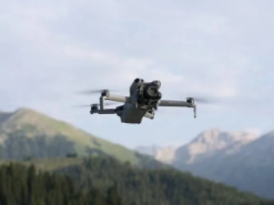 Premiera DJI Mini 5 Pro. Mieści się w kieszeni i ma kamerę, jak w dużych dronach