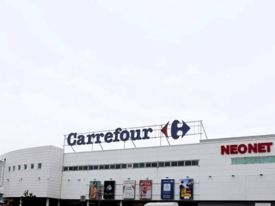 Czy sklepy Carrefour znikną z Olsztyna? Sieć wycofuje się z Polski