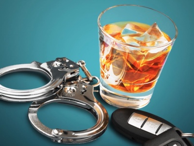 Zbierz je wszystkie. 30-latek ma 23 zakazy prowadzenia pojazdów i dalej jeździ