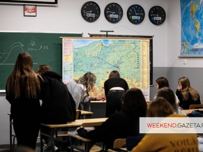 Podwyżki dla nauczycieli we wrześniu 2025. Pensje wzrosną na pewno. Wiadomo, o ile