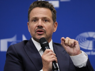 Awantura o nocną prohibicję w Warszawie ma drugie dno. 