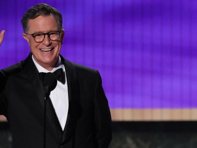 Stephen Colbert staje w obronie Jimmy'ego Kimmela. 