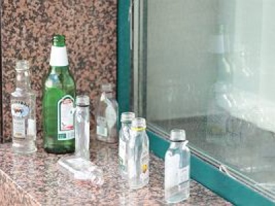 Nie będzie zakazu sprzedaży alkoholu na stacjach benzynowych. 