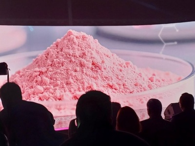 „Różowe złoto” z polskiego mleka. Produkt przyszłości powstanie nad Wisłą