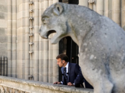 Prezydent Francji otworzył wieże Notre Dame po renowacji; wstęp dla publiki od soboty (wideo)