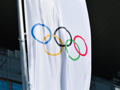 Jest decyzja MKOl w sprawie rosyjskich sportowców na ZIO 2026