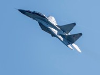 Rosyjskie myśliwce nad platformą Petrobalticu na Bałtyku