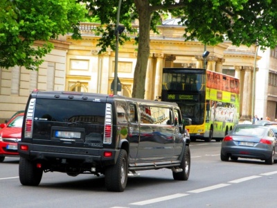 Ten sondaż da władzy do myślenia. Zapytano Niemców o wycofanie samochodów spalinowych