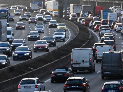 13,5 roku stania, ponad 203 tys. km korków. Kierowcy nie mieli lekko