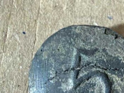 Kolejne znalezisko z pola bitwy pod Dubienką. Guzik, który potwierdza historię