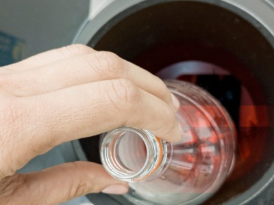 MKiŚ: Gotówka za opakowanie ze znakiem systemu kaucyjnego