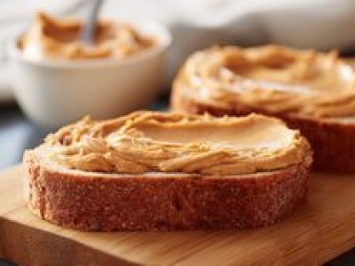 Używam do smarowania pieczywa zamiast margaryny i masła. Wspiera jelita i pracę mózgu