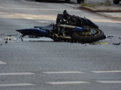 Koszmarny wypadek na Dolnym Śląsku. Motocyklista zginął na miejscu