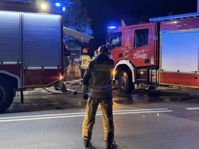 Pożar w Nowym Sączu. Trwa akcja gaśnicza
