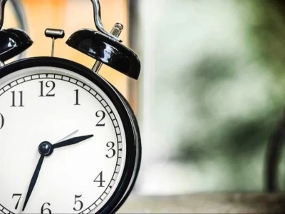 Zmiana czasu na zimowy 2025 już wkrótce. Kiedy przestawiamy zegarki?