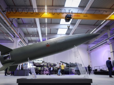 Szalone wzrosty wojskowych spółek. Jedna wzrosła o 200 proc., bo inwestorzy... pomylili ją z firmą o tej samej nazwie