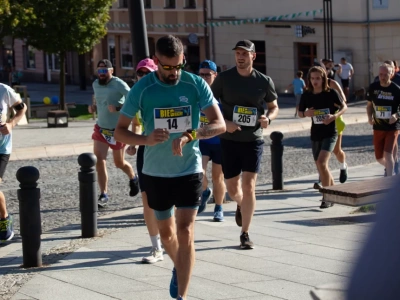 10 kilometrów pełne emocji – zobacz fotorelację z 29. edycji Międzynarodowego Biegu Ulicznego w Jaworznie