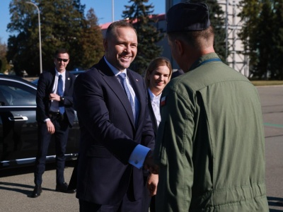 Prezydent Nawrocki przybył do USA. W planie wizyty są m.in. spotkania z Polonią i wy…