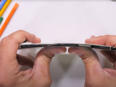 Nowy iPhone Air jest tak cienki, że można go złamać. Czyżby?