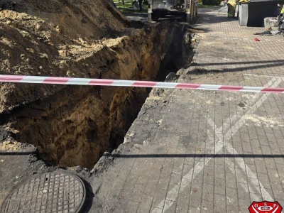 Tragiczny wypadek podczas prac ziemnych. Nie żyje 54-latek (zdjęcia)