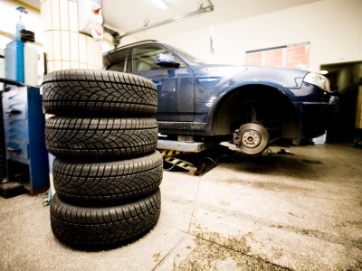 Zasada 3P brzmi jak slogan, ale jej złamanie kosztuje kierowców fortunę. Co oznacza?