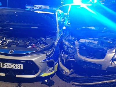 Pościg ulicami Trójmiasta. Uszkodzony radiowóz, ranny policjant