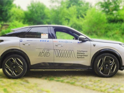 Stellantis testuje Peugeota E-3008 bez falownika i ładowarki. Poziom zaawansowania wyprzedza Porsche, wyniki intrygujące