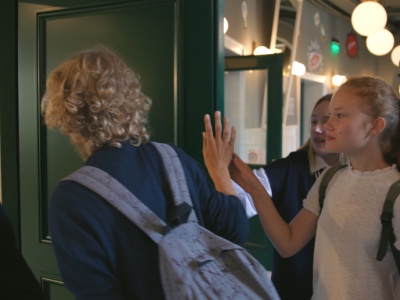 Ulotki deprymujące edukację zdrowotną w szkole. 