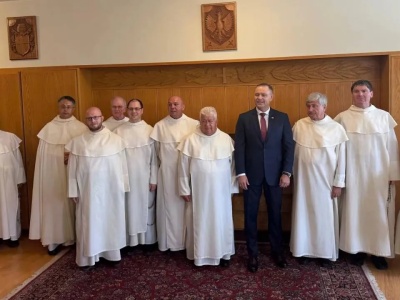 Prezydent Nawrocki rozpoczął wizytę w USA. Jest już w 