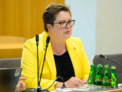 Wiceszefowa MEN pod ostrzałem. „No grubo pani ministro i wielki wstyd. Po prostu nie wypada”