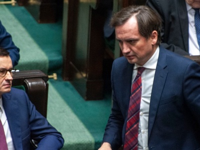 Morawiecki rozzłościł Ziobrę. Dostał odpowiedź. 