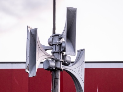 Siedział w restauracji w Świdniku, gdy zawył alarm. 