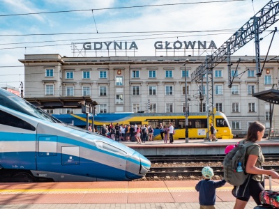 Nie jest dobrze z koleją. Pracę straci 500 osób